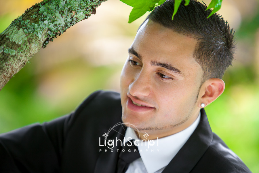 Groom_Doug